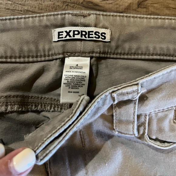 Express Skinny Cargo Pants with Side Ankle Zipper - Picture 4 of 4